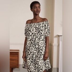 Boden Tropical Hibiscus Off Shoulder Dress